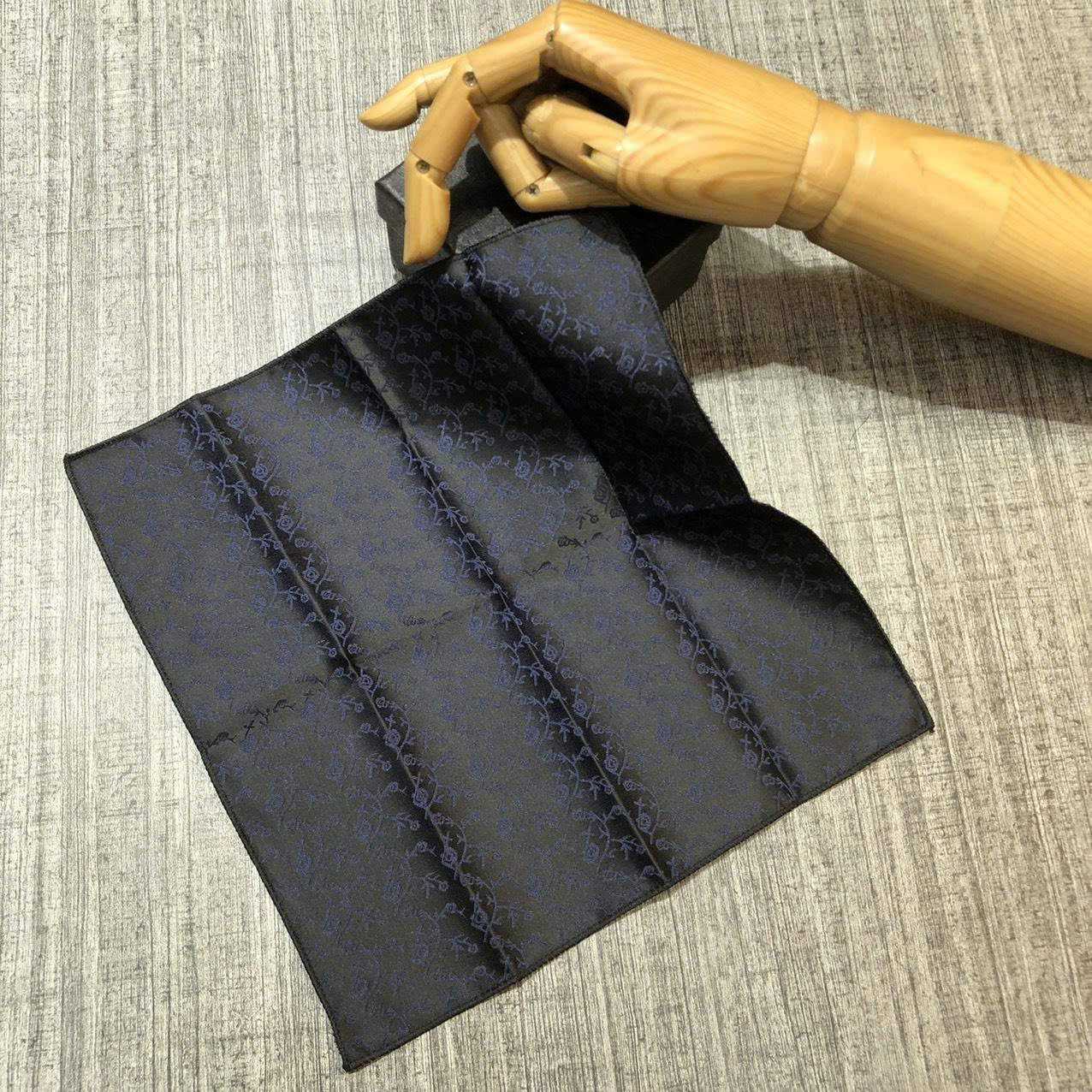 Khăn túi vest — 1