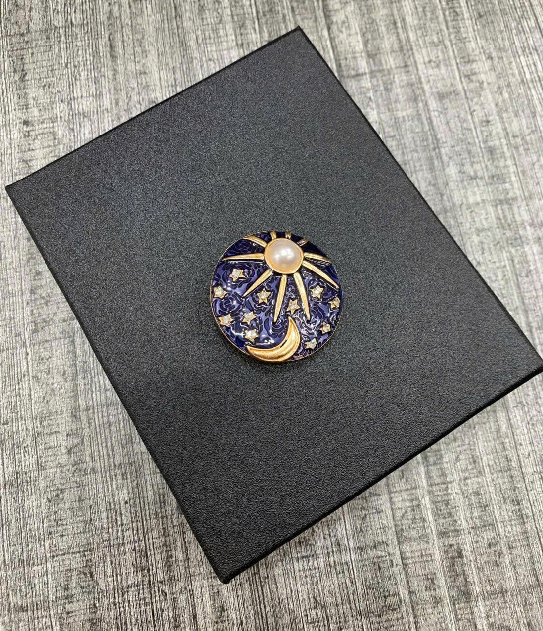 Ghim cài ve áo vest (Lapel Pin) — 1