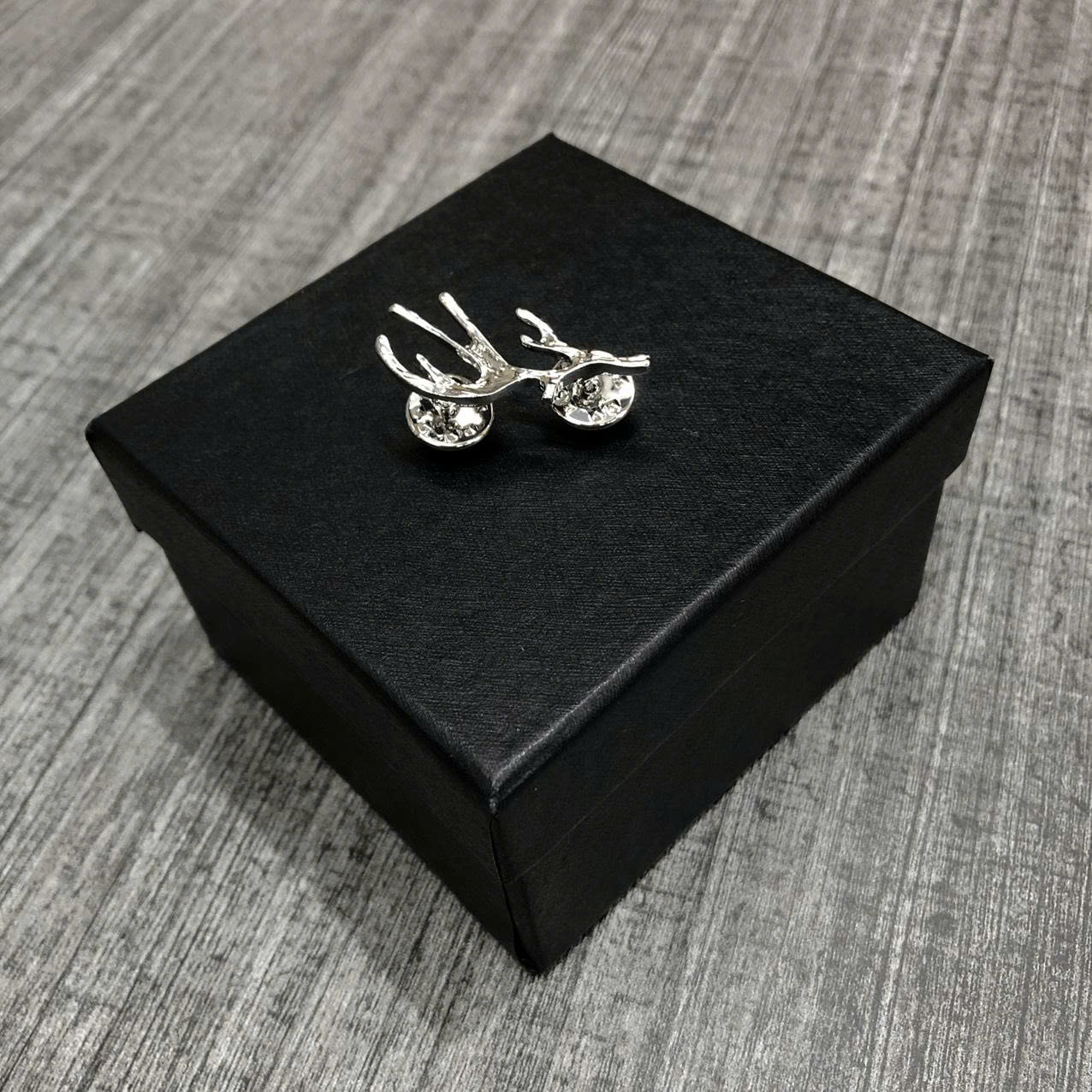 Ghim cài ve áo vest (Lapel Pin) — 1