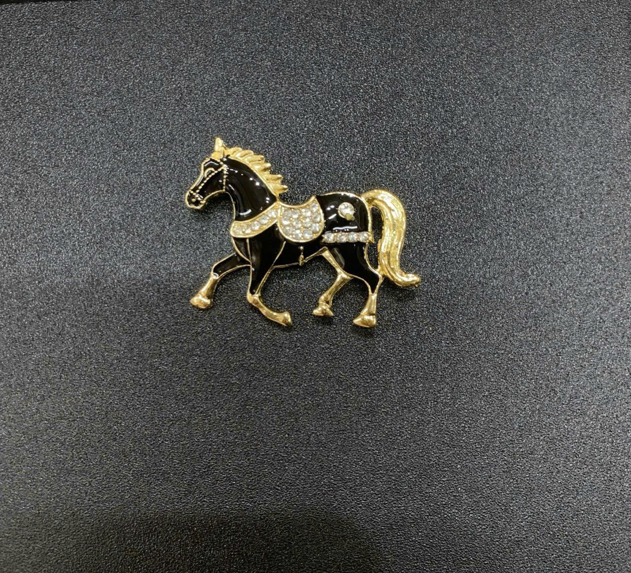 Ghim cài ve áo vest (Lapel Pin) — 1